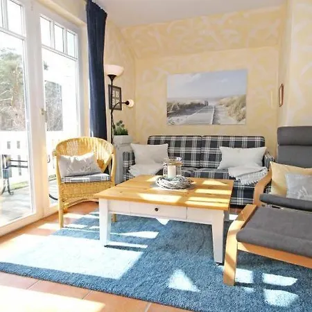 Apartment Appartementhaus Strandstrasse 32 Kuehlungsborn