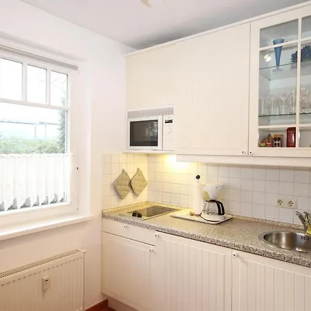 Appartementhaus Strandstrasse 32 公寓